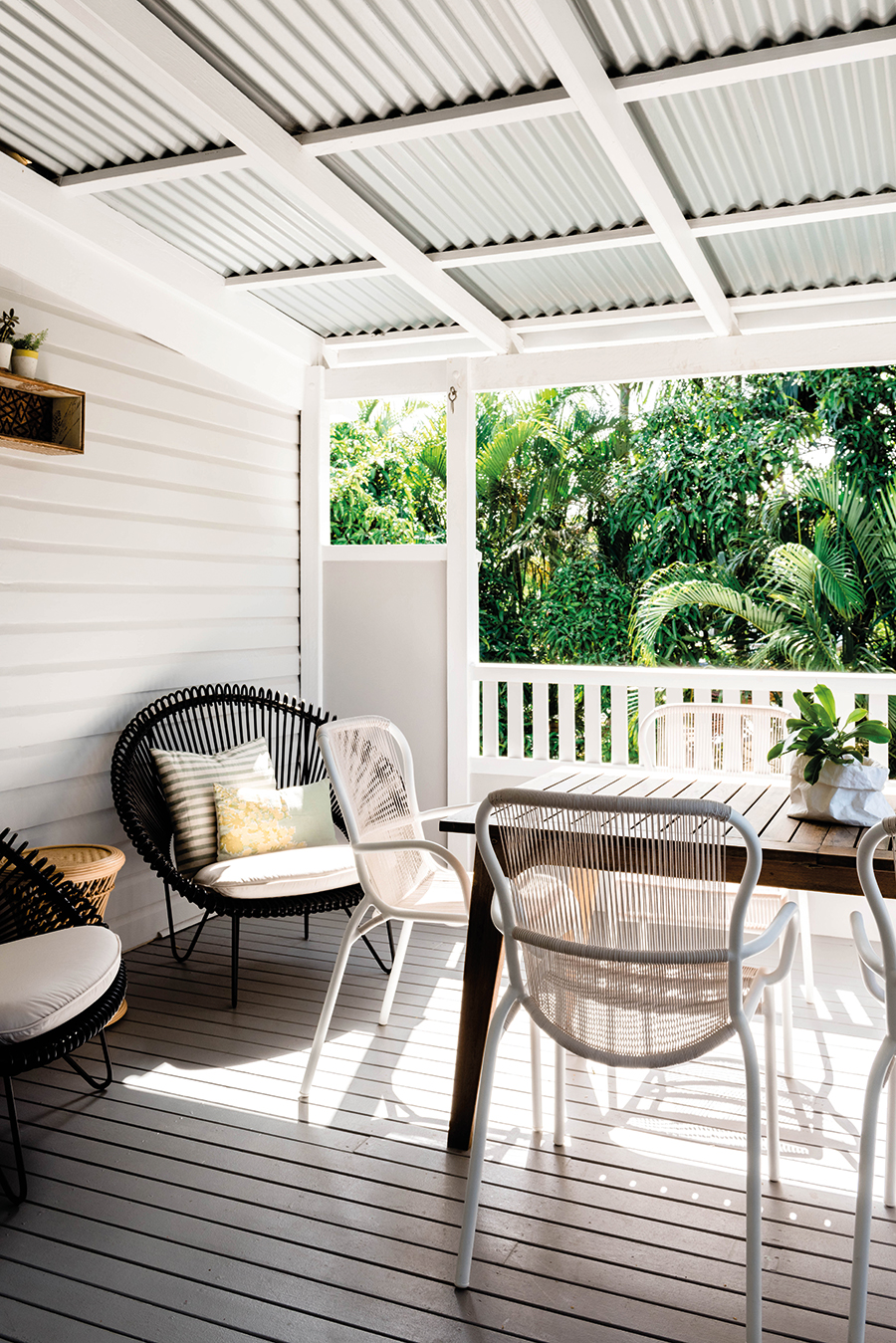 Connors and Co Queenslander home verandah styling