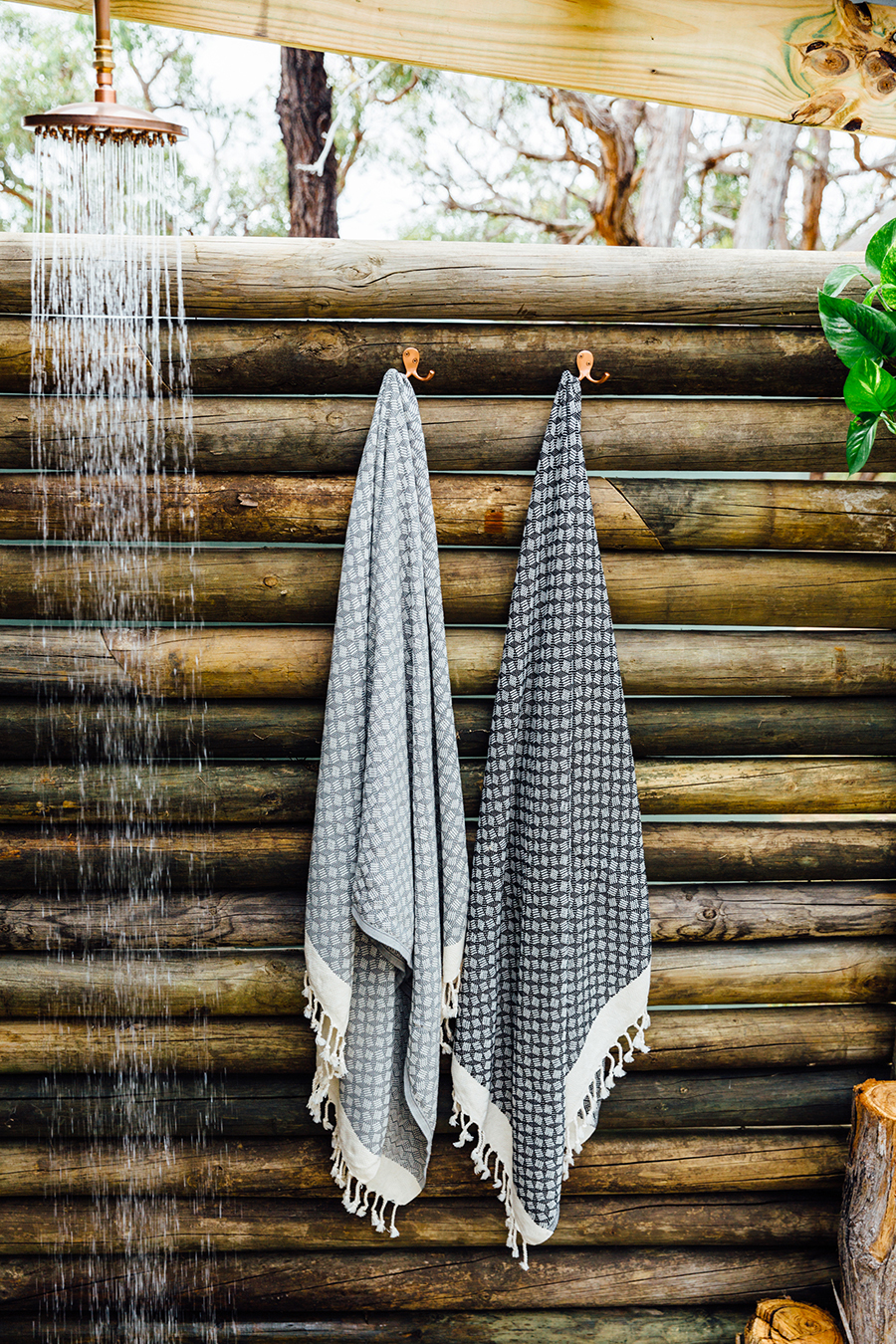 Loom Towels geo towels black grey