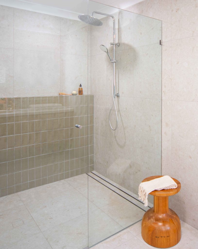 Design & Co - interior - shower