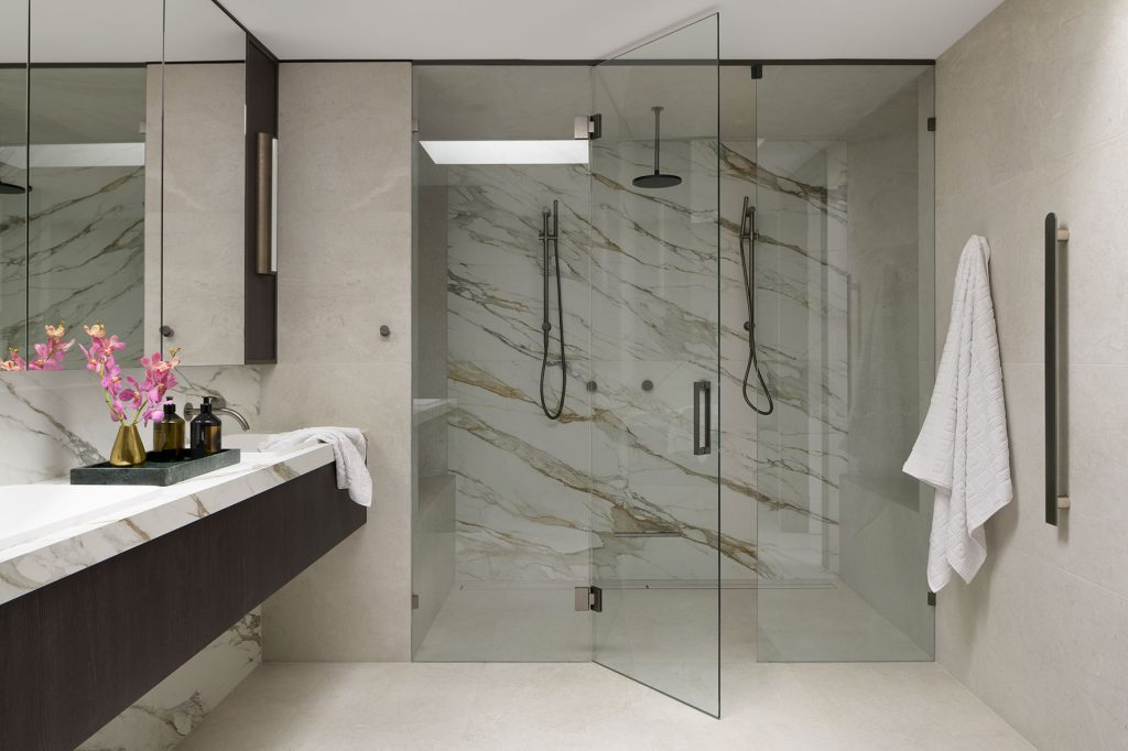 Studio James Interiors - bathroom shower
